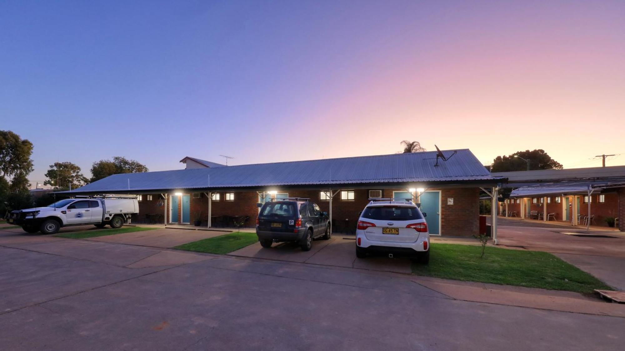 The Major Mitchell Motel Bourke Esterno foto