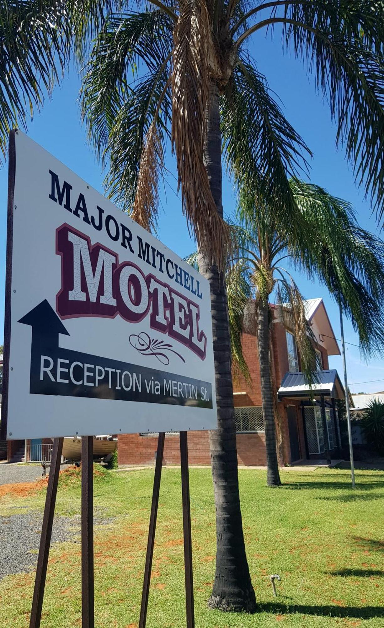 The Major Mitchell Motel Bourke Esterno foto